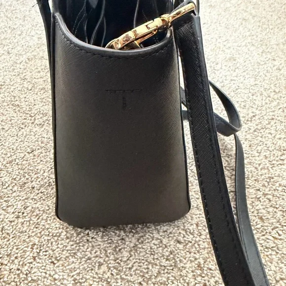 Tory Burch Black Leather Shoulder Bag - Picture 5 of 7